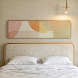 Horizontales Wandbild abstrakt mit sanften Formen in warmen und entspannenden Tönen. Erhältlich bei kudeko.com.