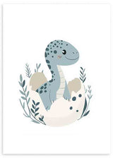 Cuadro infantil con ilustración de dinosaurio azul saliendo de su cascarón rodeado de plantas. kudeko.com