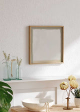 Cuadro cuadrado abstracto en tonos neutros beige y blanco. kudeko.com.