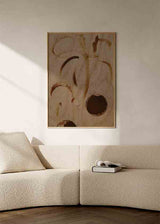 Cuadro abstracto con formas orgánicas y líneas curvas en tonos marrón y beige, disponible en kudeko.com.