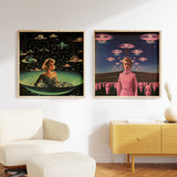 Tableau surréaliste rétrofuturiste avec femme dans une soucoupe volante et ovnis flottants, style collage décoratif. Disponible sur kudeko.com