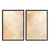Conjunto de dois quadros com formas abstratas difusas, linhas suaves, fundo creme e bege, composição leve em tons areia, estilo abstrato minimalista e nórdico. Disponível em kudeko.com