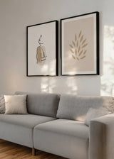 Conjunto de dos cuadros decorativos de estilo minimalista y abstracto, dúo minimalista de figura femenina y formas orgánicas, modelo Two Combo - Line girl