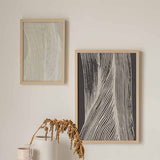 Cuadro abstracto con líneas finas dibujadas a mano en fondo beige - kudeko.com