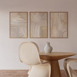 conjunto de tres Cuadros abstracto y nórdico con ilustraciones en tonos beige y marrón. Una obra ideal para estilos decorativos nórdicos y tonos neutros