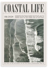 Wandbild im Editorial-Cover-Stil mit Luftansicht von brechenden Wellen am Ufer, in graugrünen, weißen und sanft schwarzen Tönen, fotografische Gestaltung mit Magazincharakter. Erhältlich auf kudeko.com