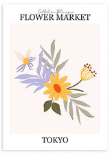 Cuadro de ilustración floral colorida con distintas flores sobre fondo ligeramente amarillo - Flower Market Tokyo.
