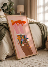 Cuadro decorativo de estilo colorido y ilustración colocado en dormitorio, piernas fashion con flores decorativas, modelo Floral Steps