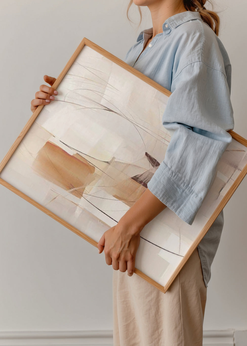Tableau avec composition abstraite de formes translucides, lignes courbes fines, tons beige, crème, blanc cassé et brun doux, dans un style épuré et contemporain. Disponible sur kudeko.com