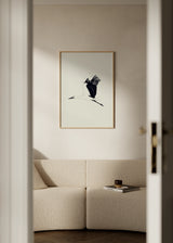 Cuadro decorativo de estilo minimalista y blanco_y_negro colocado en salón, ilustración minimalista de cigüeña en vuelo, modelo Cigüeña volando