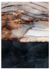 Cuadro con composición abstracta de vetas fluidas, texturas minerales y manchas en negro, gris, blanco roto y cobre, de estilo abstracto. Disponible en kudeko.com