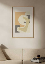 Cuadro con composición de formas geométricas superpuestas en beige, crema, arena y gris topo, de estilo minimalista. Disponible en kudeko.com