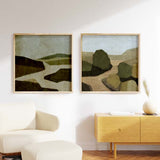 Tableau carré avec paysage de collines ondulées, chemins clairs, tons vert olive, beige et ivoire, dans un style nature et paysage épuré. Disponible sur kudeko.com
