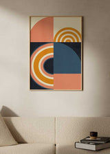 Tableau encadré avec demi-cercles, arcs concentriques et blocs géométriques en bleu profond, moutarde, rose poudré, crème et noir, dans un style rétro géométrique. Disponible sur kudeko.com