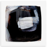Tableau carré à composition abstraite avec blocs noirs, traces blanches, nuances grises et légers accents brun rouille, dans un style contemporain épuré. Disponible sur kudeko.com