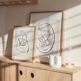 Cuadro de ilustración de frutas (limones) sobre fondo beige en dos tonos y textura.