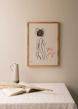 Cuadro ilustración artística nude de mujer y frase "stay sexy"