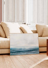 Cuadro horizontal con paisaje marino abstracto en tonos azul petróleo, turquesa, gris suave y blanco, con horizonte difuso y atmósfera serena de estilo abstracto. Disponible en kudeko.com