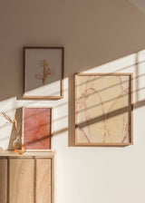 Mural decorativo de tres piezas de estilo orgánico y abstracto, mural abstracto orgánico en tonos terracota, modelo Mural I - Silencios Orgánicos
