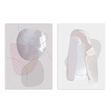 Conjunto de dos cuadros con formas abstractas orgánicas, líneas curvas finas, transparencias suaves y tonos beige, gris perla, rosa empolvado y blanco, de estilo abstracto. Disponible en kudeko.com