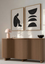 Conjunto de dos cuadros decorativos de estilo minimalista y blanco_y_negro, dúo minimalista en blanco y negro con figura femenina y formas abstractas, modelo Two Combo - Yourself