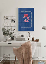 Decoración con cuadros, ideas - lámina decorativa de flor rosa ilustrada sobre fondo azul
