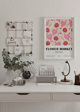Decoración con cuadros, ideas - lámina decorativa de flores. Ilustración floral en colores rosa y rojo. Flower market.