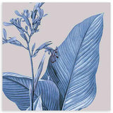 Cuadro cuadrado con hojas botánicas grandes, flores estilizadas, tonos azul pastel y fondo beige claro, de estilo floral. Disponible en kudeko.com
