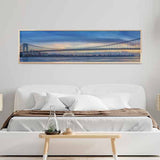 decoración con cuadros, ideas - cuadro horizontal encima de la cama fotográfico del puente de nueva york, George Washington - kudeko