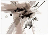 Tableau horizontal avec composition abstraite, taches noires, nuances grises et beiges, larges tracés, formes diagonales et fond clair dans un style contemporain. Disponible sur kudeko.com