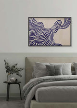 Cuadro horizontal de ilustración abstracta de trazos en azul sobre fondo beige rosado. Una obra alegre de la colección de Laras.