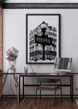 Decoración con cuadros, ideas - lámina decorativa de foto de señal de metro en París en blanco y negro
