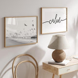 decoración con cuadros, mural -lámina decorativa fotográfica en blanco y negro con pájaros volando y playa - kudeko