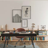Cuadro con tres medios arcos concéntricos superpuestos en negro y blanco roto, composición simétrica de líneas limpias y estilo geométrico. Disponible en kudeko.com