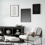 Cuadro con dieciséis puntos cuadrados blancos ordenados en cuadrícula sobre fondo negro, de estilo minimalista y alto contraste visual. Disponible en kudeko.com