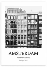 Cuadro con casas estrechas de Ámsterdam junto al canal, en tonos blanco, negro y gris, con composición urbana de estilo fotográfico. Disponible en kudeko.com