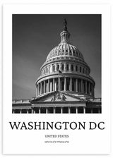 Tableau encadré avec photographie du Capitole de Washington DC, grande coupole, colonnes classiques, tons blanc, noir et gris, style photographique élégant et urbain. Disponible sur kudeko.com