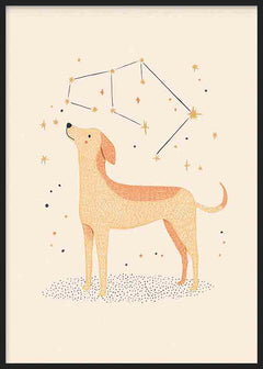 Wandbild mit stilisiertem Hund in Beige und Terrakotta, goldenen Sternen, Sternbild auf cremefarbenem Hintergrund und zartem Kinderillustrationsstil für Babyzimmer oder Spielecke. Erhältlich auf kudeko.com