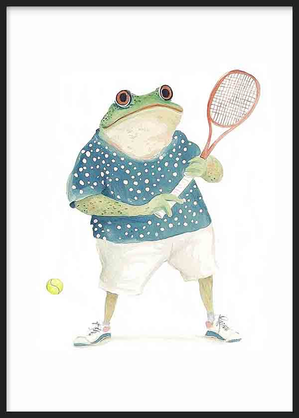 Wandbild mit Tennisfrosch, blau gepunktetem Shirt, weißer Hose, gelbem Ball, grünen Farbtönen und hellem Hintergrund im kindlichen Stil. Erhältlich auf kudeko.com