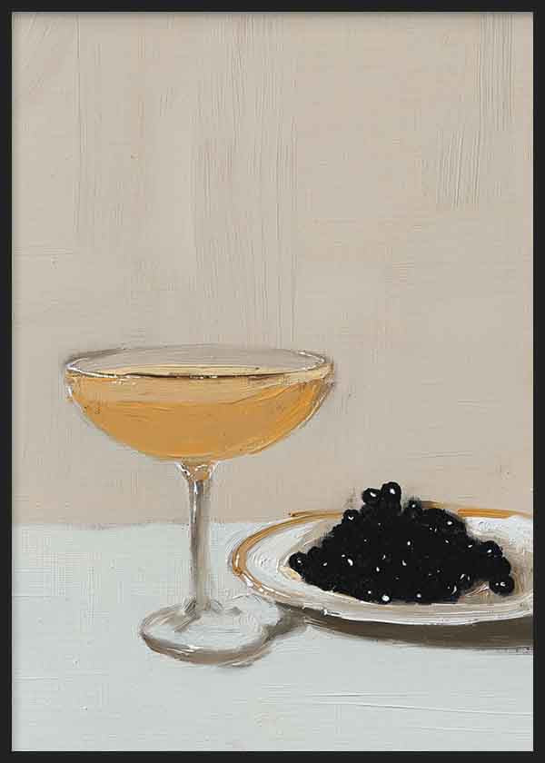 Cuadro minimalista de una copa elegante y frutas oscuras. Disponible en kudeko.com