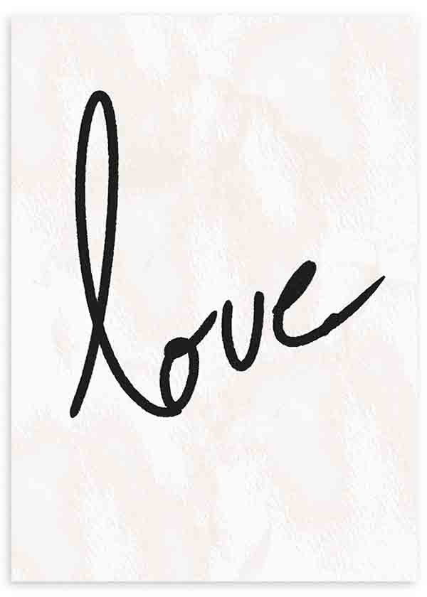 Cuadro con la palabra love en negro sobre fondo blanco roto de textura suave, estilo con frases. Disponible en kudeko.com