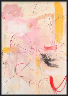 Cuadro abstracto dinámico con trazos rosa, mostaza y negro, kudeko.com

