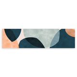 Tableau horizontal avec formes abstraites courbes et superposées en bleu pétrole, bleu gris, beige clair et accents pêche, dans un style abstrait contemporain. Disponible sur kudeko.com
