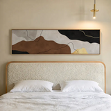 Tableau horizontal avec formes abstraites organiques en brun terre, crème, noir et détails dorés, dans un style abstrait contemporain pour décoration murale. Disponible sur kudeko.com
