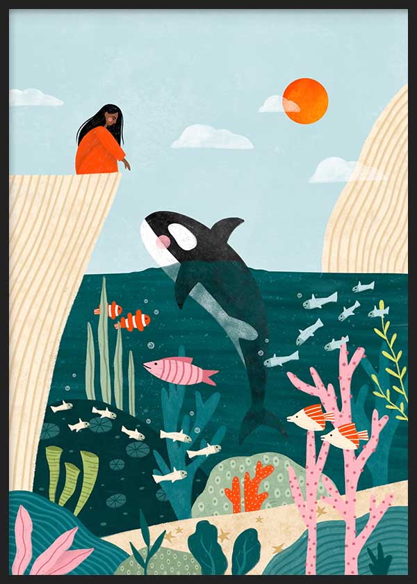 Cuadro ilustrado colorido con orca saltando en el océano frente a una mujer en acantilado, obra de Bea Muller, kudeko.com
