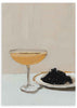 Tableau minimaliste d'une coupe élégante et de fruits sombres. Disponible sur kudeko.com