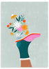Cuadro ilustrado colorido con pierna y flores en vaso, obra de Bea Muller, kudeko.com
