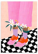 Cuadro ilustrado colorido con pantalón rosa, zapatos rojos y flores Bea Muller, kudeko.com
