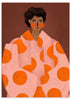 Cuadro ilustrado colorido con retrato femenino y abrigo rosado con círculos naranjas, obra de Bea Muller, kudeko.com

