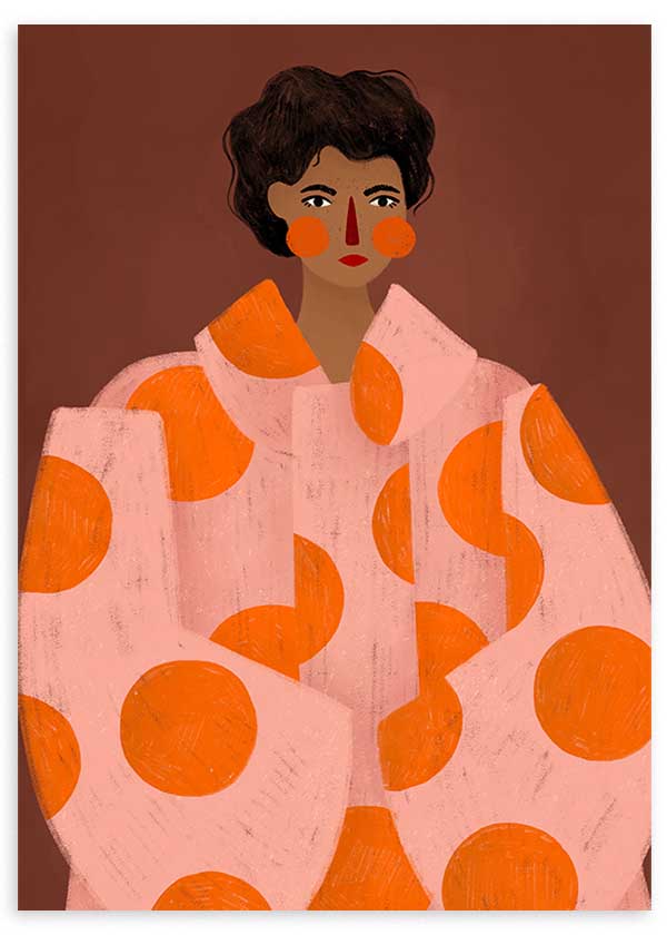 Cuadro ilustrado colorido con retrato femenino y abrigo rosado con círculos naranjas, obra de Bea Muller, kudeko.com
